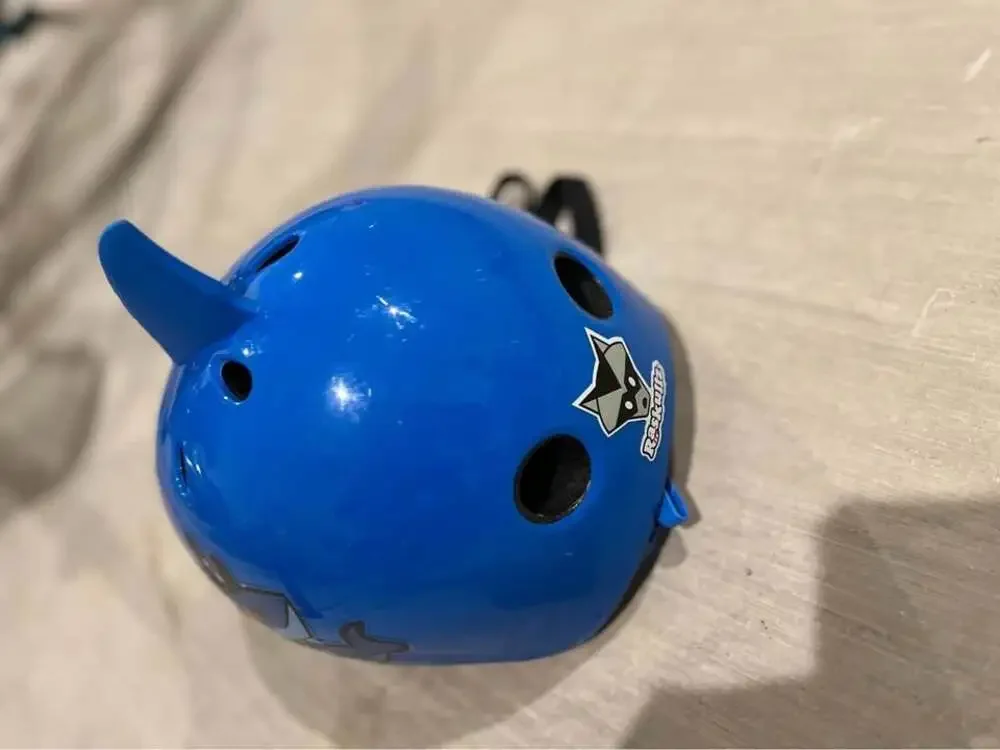 Casco Raskullz Tiburón 3D - Protección con Estilo para Niños. (talla 